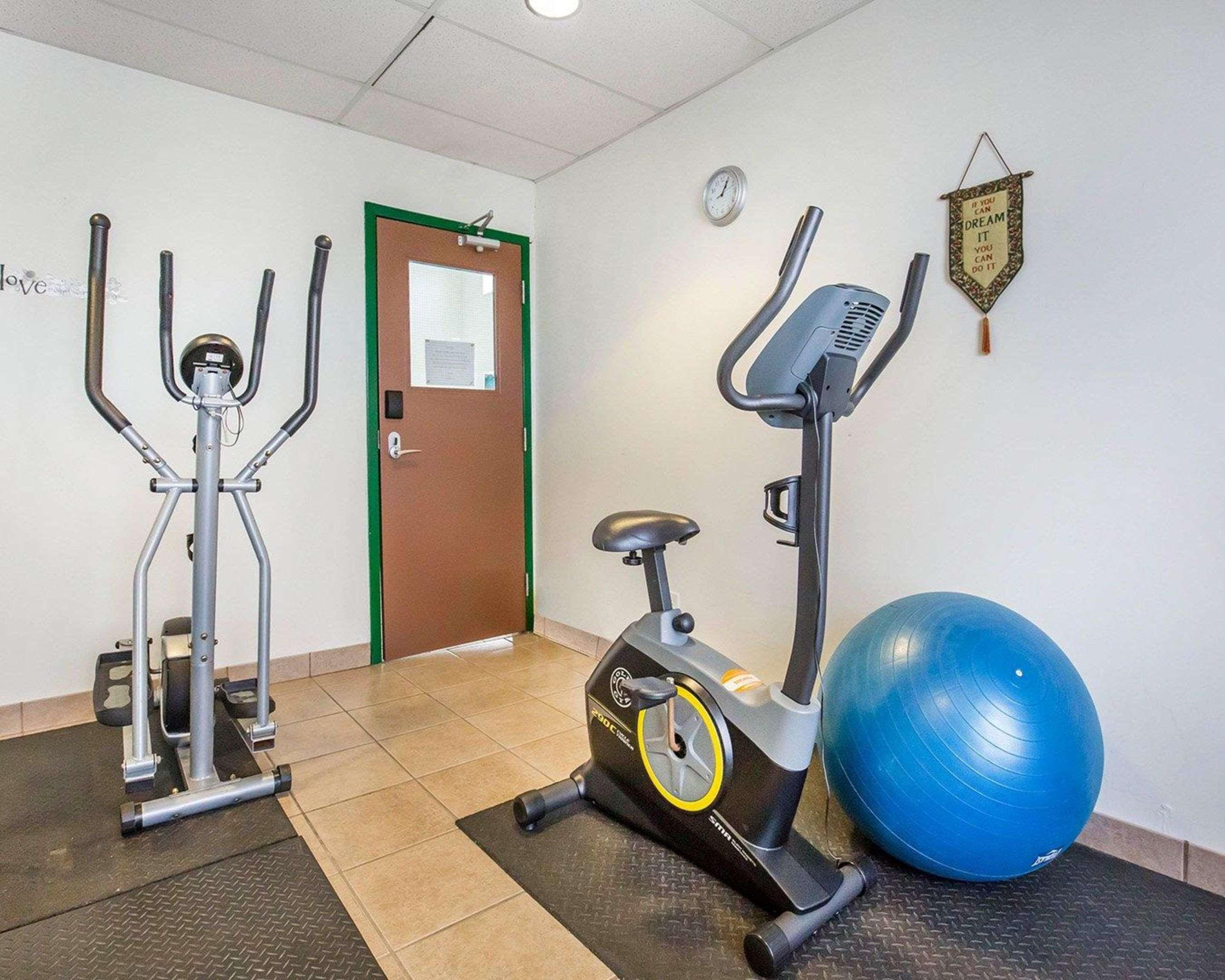 Quality Inn & Suites Летбридж Экстерьер фото