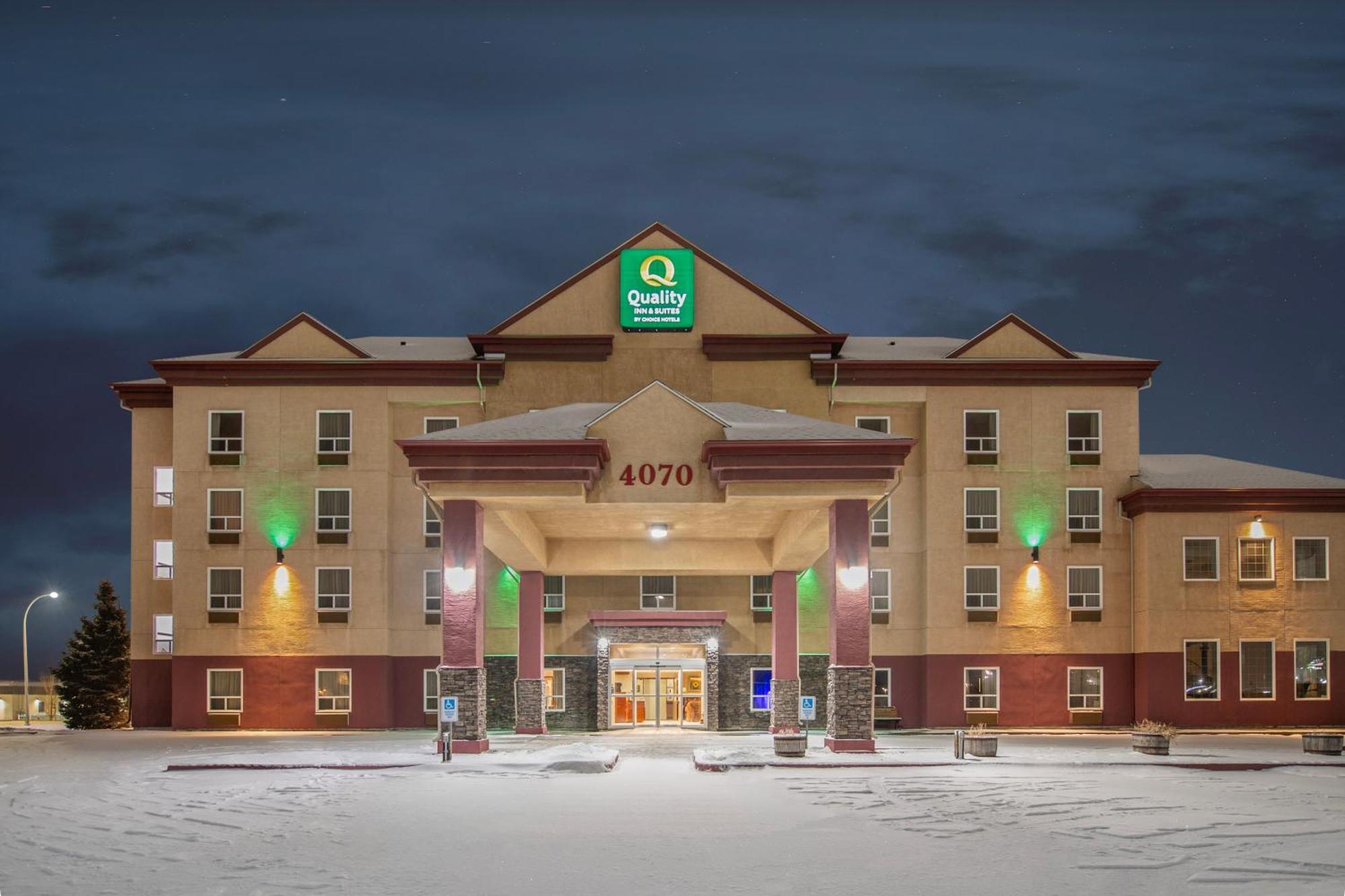 Quality Inn & Suites Летбридж Экстерьер фото