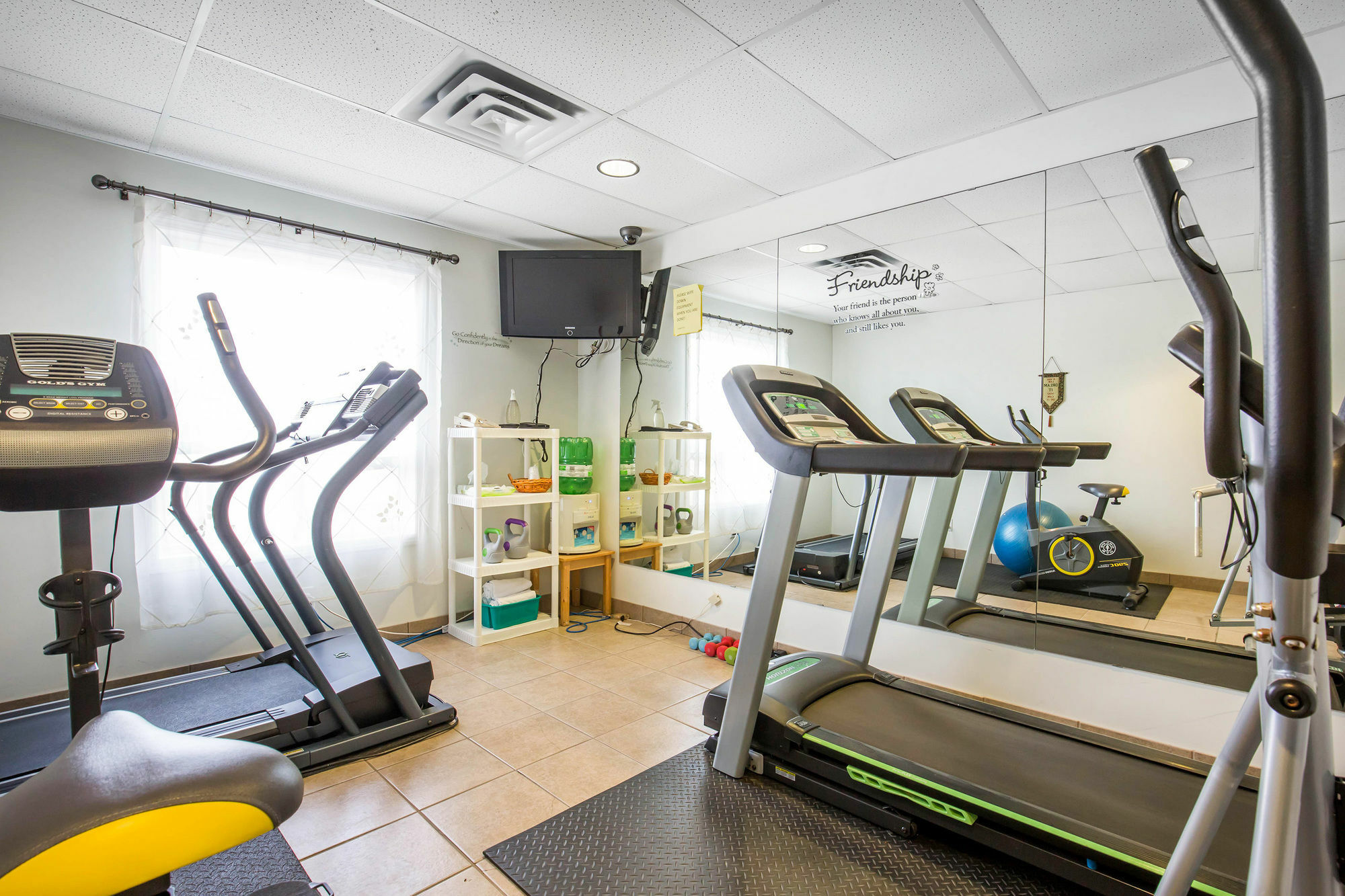 Quality Inn & Suites Летбридж Экстерьер фото